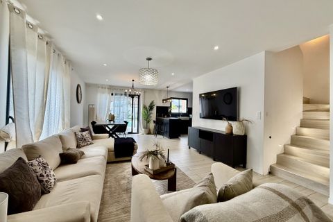Villa i Montblanc, Herault, Montblanc - € 320.000 | Ref: V10002066 - foto 8