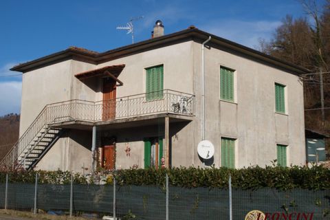 Villa i Filattiera, Massa and Carrara, Filattiera - € 95.000 | Ref: A401 - foto 1