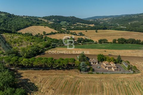 Herregård i Todi, Perugia, Todi - € 890 000 | Ref: CBI134-1917-195 - foto 46