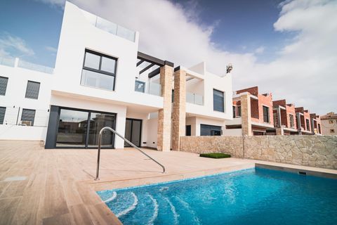 Villa i Punta Prima, Alicante, Punta Prima - € 699.900 | Ref: CSPN-80807 - foto 2