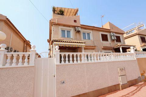 Villa i Torrevieja, Alicante, Torrevieja - € 445.000 | Ref: R5152000 - foto 2