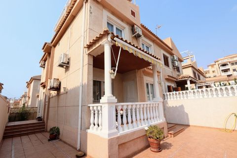 Villa i Torrevieja, Alicante, Torrevieja - € 445.000 | Ref: R5152000 - foto 34