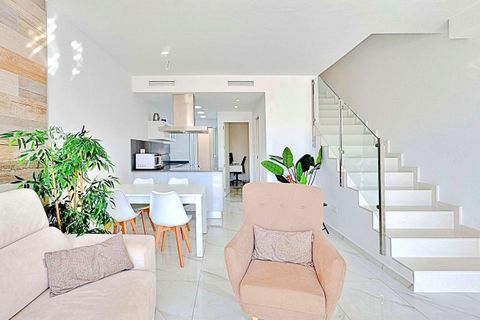 Rækkehus i Torrevieja, Alicante, Torrevieja - € 339.000 | Ref: AM-02048/8919 - foto 9
