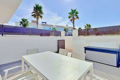 Byhus i Torrevieja, Alicante, Torrevieja - € 326.000 | Ref: 144-198-11-564 - foto 6