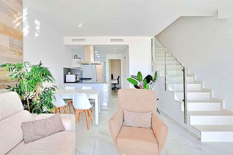 Byhus i Torrevieja, Alicante, Torrevieja - € 326.000 | Ref: 144-198-11-564 - foto 9