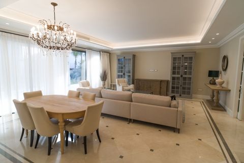 Villa a Benahavis, Malaga, Benahavis - € 3.650.000 | Ref: R4949896 - foto 7