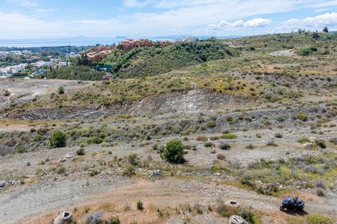 Helårsgrund i Benahavis, Malaga, Benahavis - € 1.350.000 | Ref: MLS74904M - foto 5