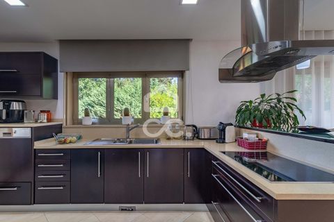 Villa i Guimaraes, Braga, Guimaraes - € 485.000 | Ref: 336/M/01905 - foto 11
