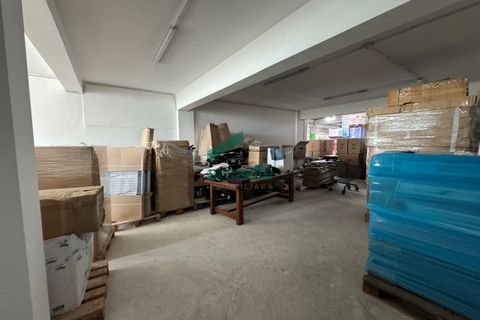 Erhvervsejendom i Modugno, Bari, Modugno - € 1.200.000 | Ref: 11900/2025 - foto 9