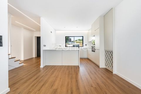 Villa a Maia, Porto, Maia - € 560.000 | Ref: ZMPT563777 - foto 7