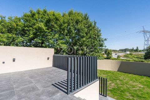 Villa a Maia, Porto, Maia - € 560.000 | Ref: ZMPT563777 - foto 12