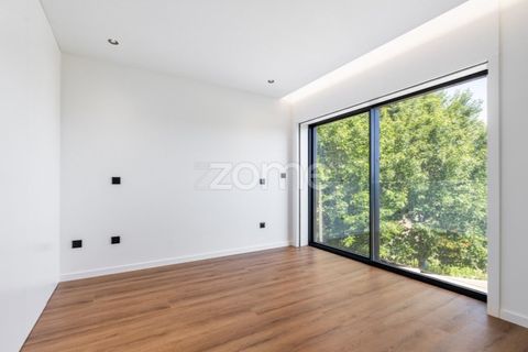 Villa a Maia, Porto, Maia - € 560.000 | Ref: ZMPT563777 - foto 23