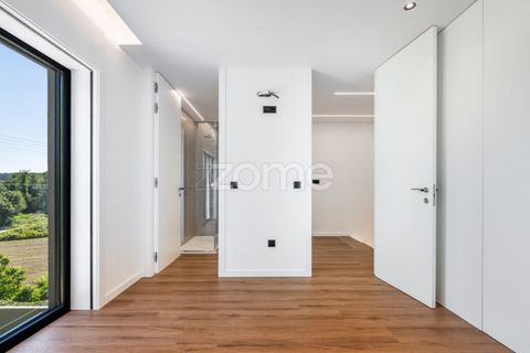 Villa a Maia, Porto, Maia - € 560.000 | Ref: ZMPT563777 - foto 24