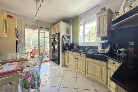 Villa a Arles-sur-Tech, Pyrenees-Orientales, Arles-sur-Tech - € 281.000 | Ref: 6403VGR - foto 4