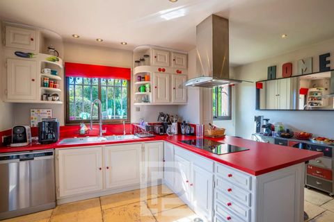 Villa i Mouans-Sartoux, Alpes-Maritimes, Mouans-Sartoux - € 2.250.000 | Ref: 04172 - foto 20