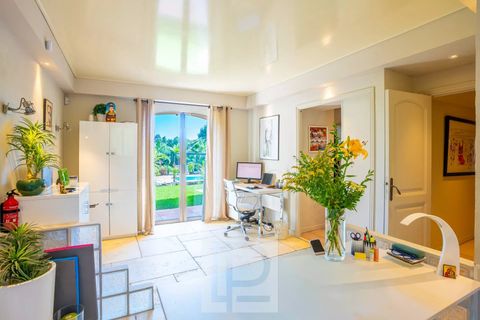 Villa i Mouans-Sartoux, Alpes-Maritimes, Mouans-Sartoux - € 2.250.000 | Ref: 04172 - foto 24