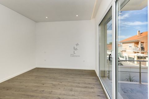 Villa i Odivelas, Lisbon, Odivelas - € 940.000 | Ref: Moradia a estrar T4 - foto 9