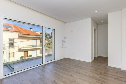 Villa i Odivelas, Lisbon, Odivelas - € 940.000 | Ref: Moradia a estrar T4 - foto 22