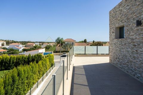 Villa a Quelfes, Faro, Quelfes - € 1.290.000 | Ref: M113 - foto 41