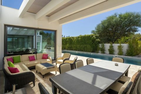 Villa a Quelfes, Faro, Quelfes - € 1.290.000 | Ref: M113 - foto 42