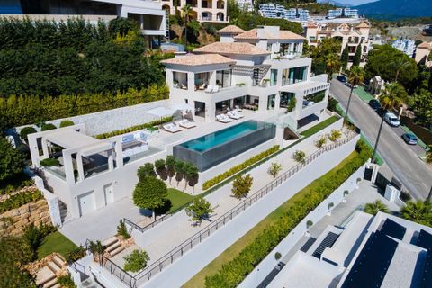 Villa i La Heredia, Malaga, La Heredia - € 9.749.000 | Ref: R5015020 - foto 1