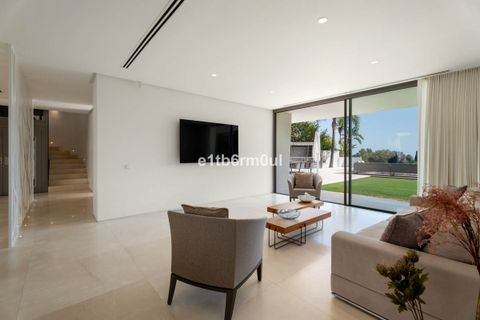 Villa a La Heredia, Malaga, La Heredia - € 6.450.000 | Ref: R5062792 - foto 47