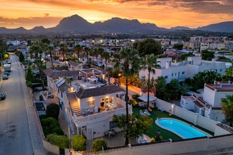 Villa i Albir, Alicante, Albir - € 1.750.000 | Ref: NO5611 - foto 1