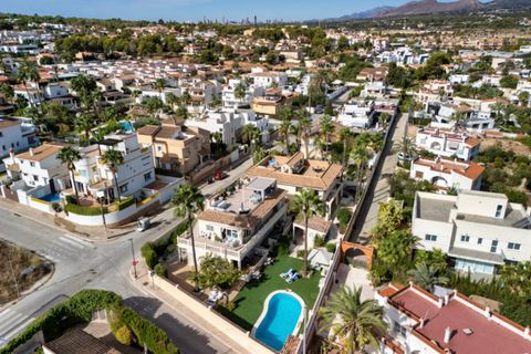 Villa i Albir, Alicante, Albir - € 1.750.000 | Ref: NO5611 - foto 48