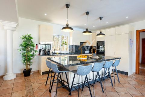 Villa a Golf Del Sur, Tenerife, Golf Del Sur - € 1.800.000 | Ref: 921-V8 - foto 12