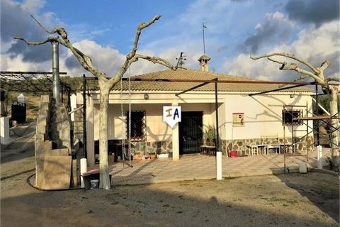 Villa em Alcaudete, Jaen, Alcaudete - € 270.000 | Ref: CH241 - foto 1