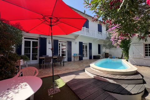 Villa i Nimes, Gard, Nimes - € 498.000 | Ref: 2211 - foto 1