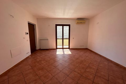 Byhus i Guidonia Montecelio, Rome, Guidonia Montecelio - € 189.000 | Ref: 90/2025 - foto 11