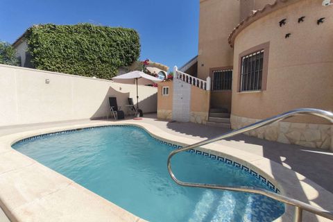 Villa a Orihuela, Alicante, Orihuela - € 349.900 | Ref: C-1161 - foto 2