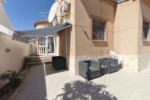 Villa a Orihuela, Alicante, Orihuela - € 349.900 | Ref: C-1161 - foto 7