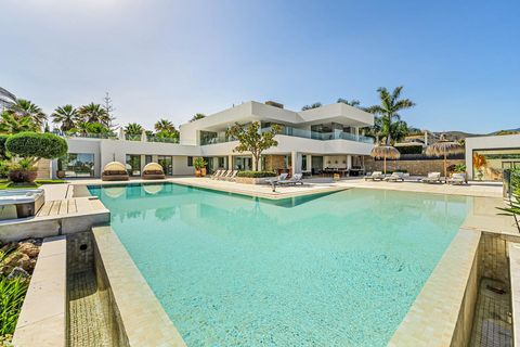 Villa a Marbella, Malaga, Marbella - € 7.950.000 | Ref: RNA142V7 - foto 8
