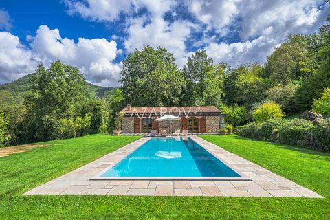 Villa i Bagnone, Massa and Carrara, Bagnone - € 2 650 000 | Ref: 5891 - foto 9