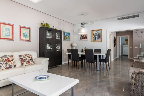 Villa a Marbella, Malaga, Marbella - € 2.250.000 | Ref: R5157046 - foto 8