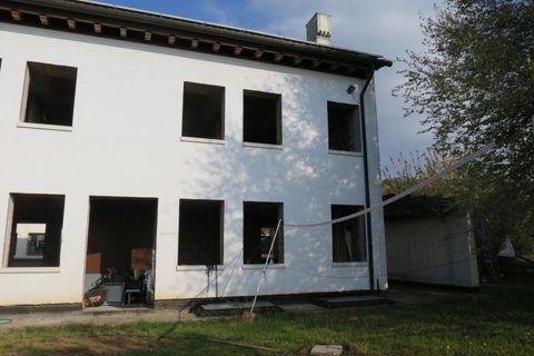 Villa a Montebelluna, Treviso, Montebelluna - € 390.000 | Ref: 0114BIF - foto 10