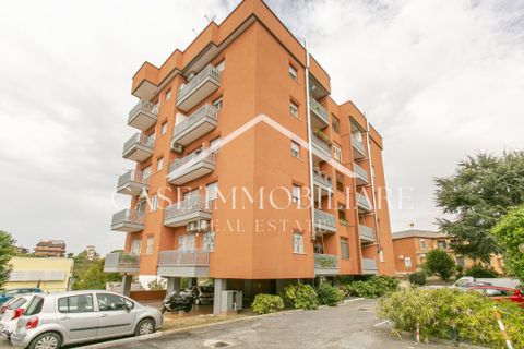 Lejlighed i Rome, Rome, Rome - € 195.000 | Ref: Via Cassia Immobile con terrazzo panoramico - foto 20