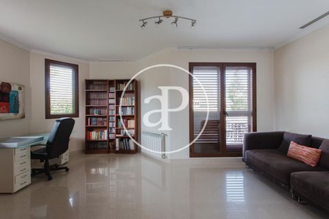 Villa i Betera, Valencia, Betera - € 850.000 | Ref: VV2201007 - foto 21