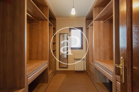 Villa i Betera, Valencia, Betera - € 850.000 | Ref: VV2201007 - foto 28
