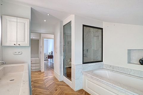 Villa i Cannes, Alpes-Maritimes, Cannes - € 2.550.000 | Ref: VM1943-BOURGEOISIMMO06 - foto 23