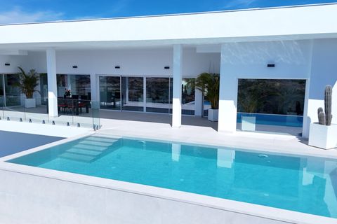 Villa i La Marina, Alicante, La Marina - € 1.590.000 | Ref: DLFA115 - foto 6