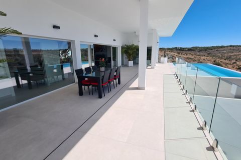 Villa i La Marina, Alicante, La Marina - € 1.590.000 | Ref: DLFA115 - foto 9