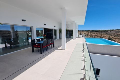 Villa i La Marina, Alicante, La Marina - € 1.590.000 | Ref: DLFA115 - foto 10