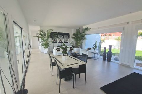 Villa i La Marina, Alicante, La Marina - € 1.590.000 | Ref: DLFA115 - foto 16
