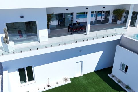 Villa i La Marina, Alicante, La Marina - € 1.590.000 | Ref: DLFA115 - foto 38