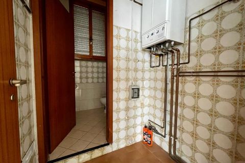 Erhvervsejendom i Carpi, Modena, Carpi - € 100.000 | Ref: U 106 - foto 2