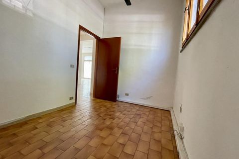 Erhvervsejendom i Carpi, Modena, Carpi - € 100.000 | Ref: U 106 - foto 7