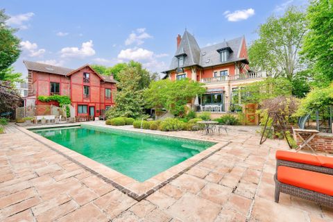 Villa a Rueil-Malmaison, Hauts-de-Seine, Rueil-Malmaison - € 5.000.000 | Ref: 86113876 - foto 2